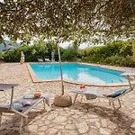 Ginestre With Pool In The Nature Park Of Porto Conte Villa
