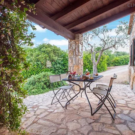 Villa Ginestre With Pool In The Nature Park Of Porto Conte Santa Maria la Palma