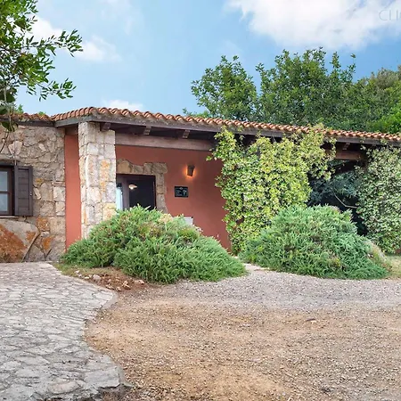 Villa Ginestre With Pool In The Nature Park Of Porto Conte *